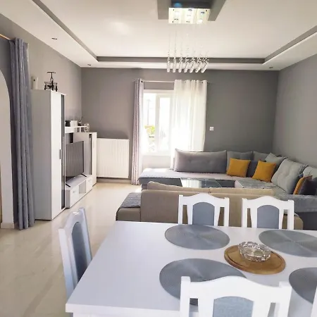 Appartamento Bright & Spacious With Pelion View - 5' From Center Volos