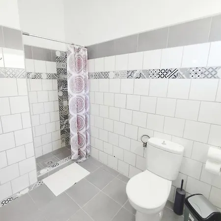 Bright & Spacious With Pelion View - 5' From Center Volos